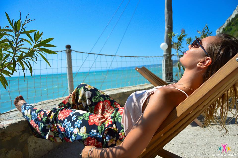 sezlonguri-la-Dalboka-Bulgaria.jpg (93 KB)